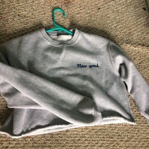 Brandy Melville Cropped Sweatshirt